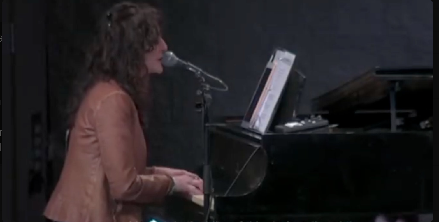 Lori Carlson worship